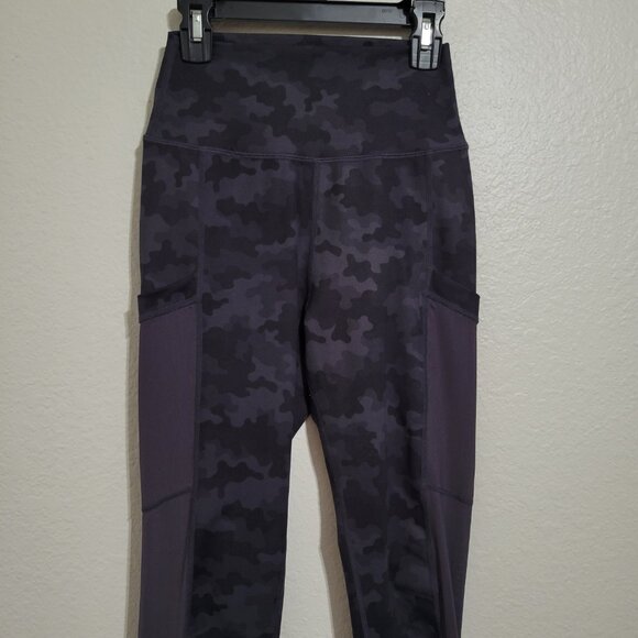 Zyia Charcoal Grey Camo Mesh Active Leggings Size Medium 6-8 - Picture 5 of 6